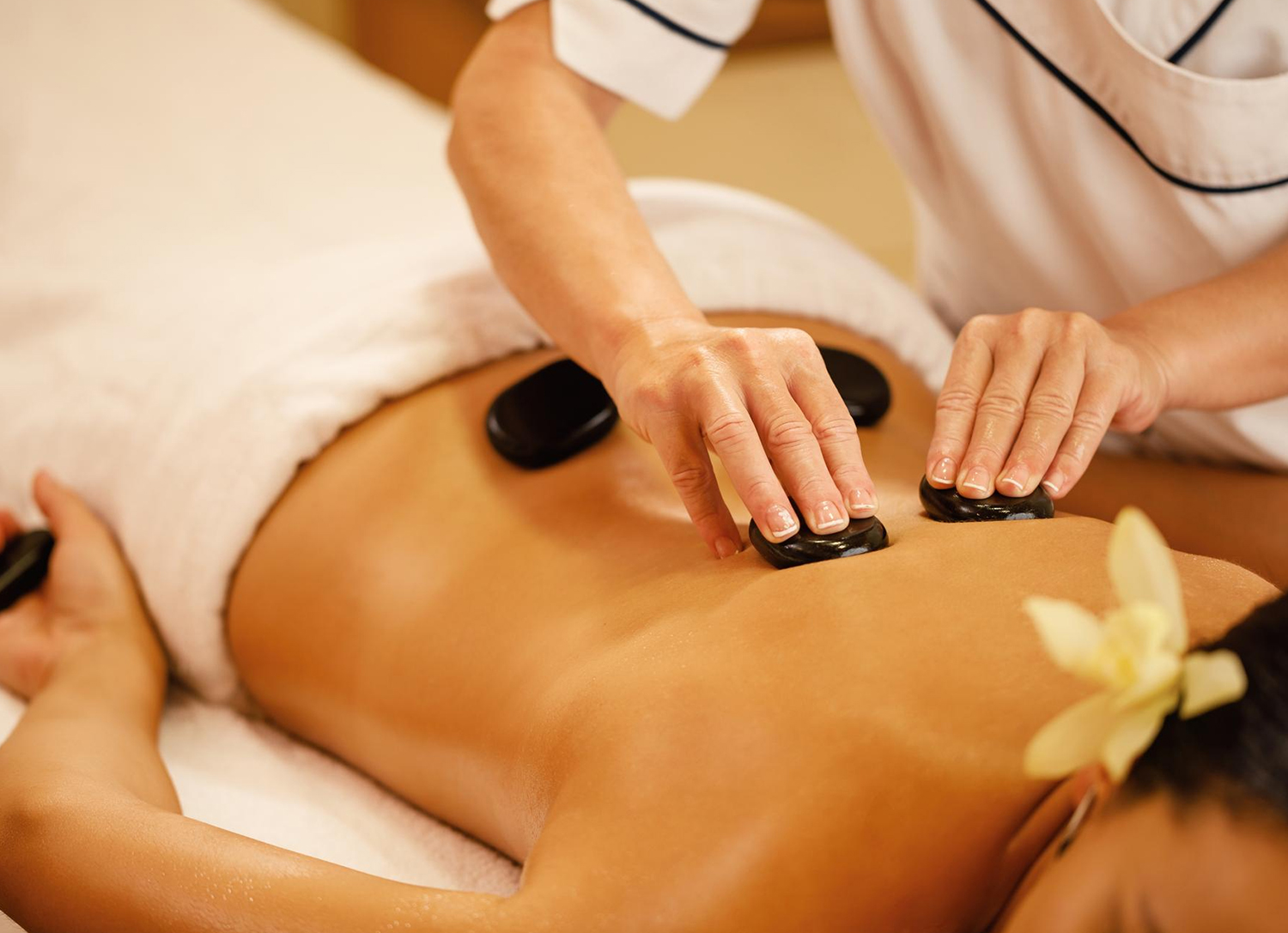 Hot stones massage